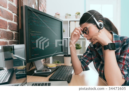 young beautiful operator employee receive customer 34471605