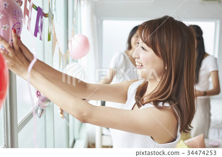 Preparing for a festive party 34474253