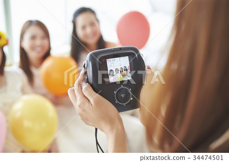 Commemorative photo of baby shower 34474501