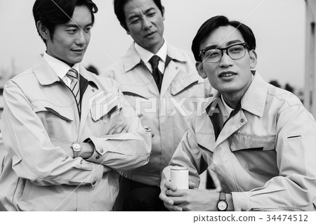 昭和辦公室工作人員 34474512