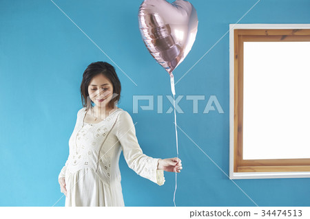 Maternity Photo Woman Maternity Photo Woman 34474513