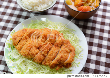 日本料理看起來很美味 日本料理看起來很美味 34475447