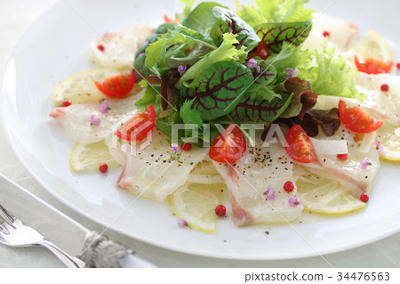 Carpaccio of salmon Carpaccio of salmon 34476563