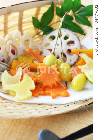 Autumn flung vegetables fried 34477032
