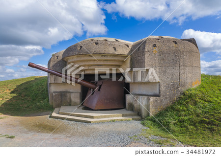 Old cannon at Longues-Sur-Mer - Normandy France 34481972