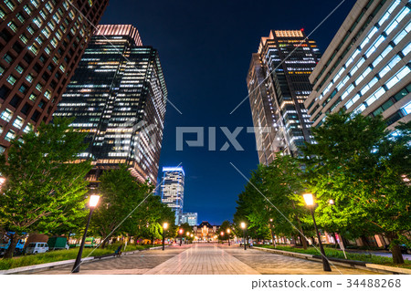 Night view of Tokyo Station Marunouchi Night view of Tokyo Station Marunouchi 34488268