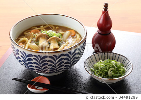 Mushroom curry udon 34491289