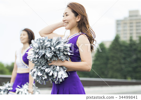 Cheerleader portrait 34499841