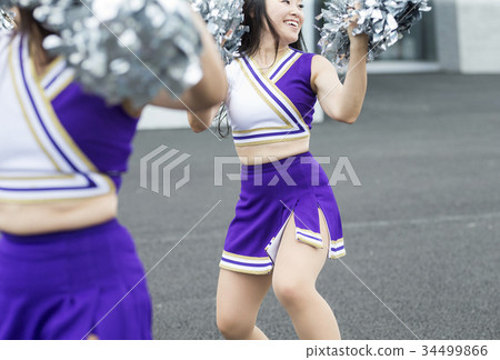 Cheerleading dance pose 34499866