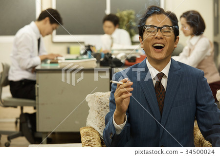 Showa office worker landscape 34500024