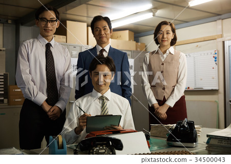 Showa office worker portrait 34500043