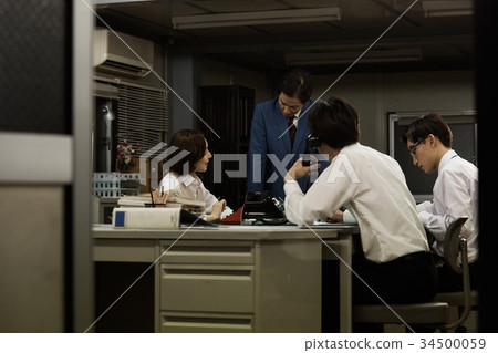 Showa office worker overtime work Showa office worker overtime work 34500059