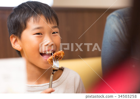 Family restaurant 34503258