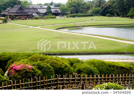 Pond of Okayama Korakuen Pond of Okayama Korakuen 34504899