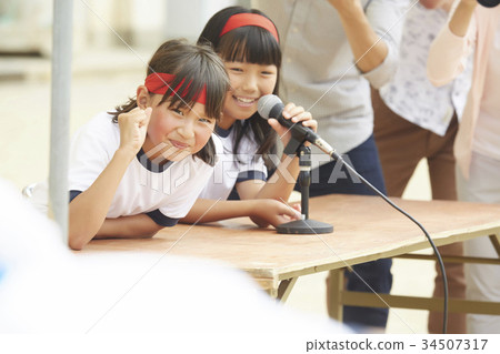 Person in charge of broadcasting of athletic meet 34507317