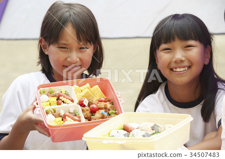 運動會的午餐會 運動會的午餐會 34507483