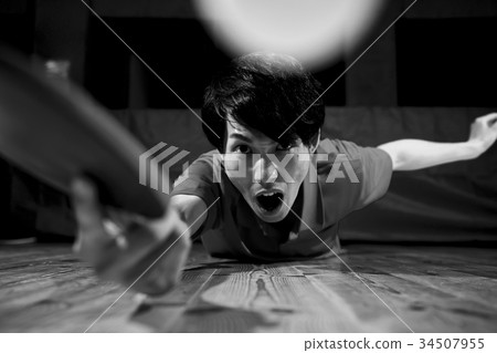 Table tennis player men 34507955