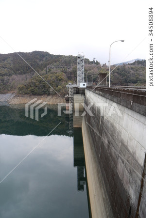 Hayamiura Dam 34508894