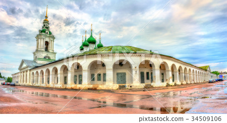 Gostiny Dvor, provincial Neoclassical trading 34509106
