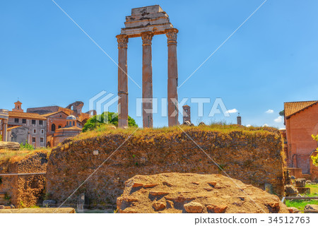 Archaeological and historical Forum in Rome 34512763