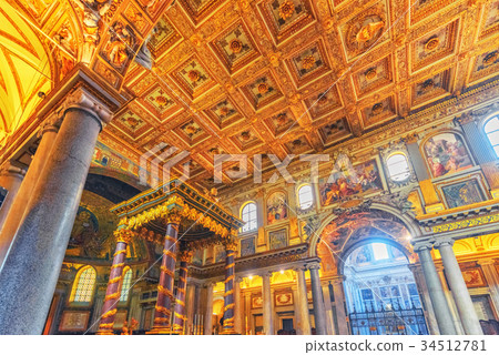 ROME, ITALY - MAY 08, 2017 ROME, ITALY - MAY 08, 2017 34512781
