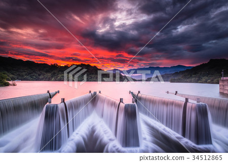 黎明之光 34512865