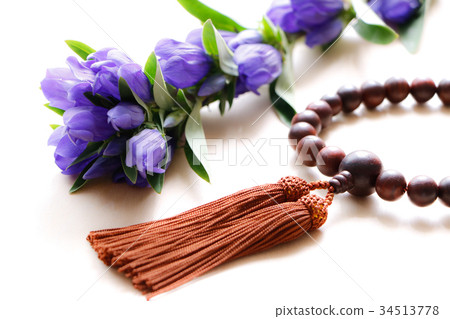 Beads and cut flowers Beads and cut flowers 34513778