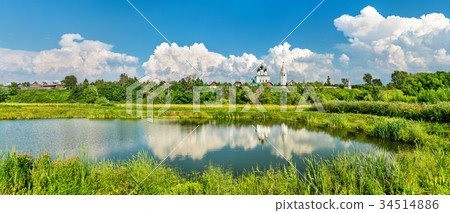 Monastery pond in Suzdal, Russia 34514886