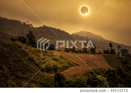 Scientific natural phenomenon. Total solar eclipse Scientific natural phenomenon. Total solar eclipse 34515573