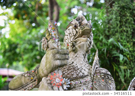 garuda statue (focus eye) 34516511