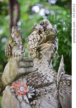 garuda statue (focus eye) garuda statue (focus eye) 34516512