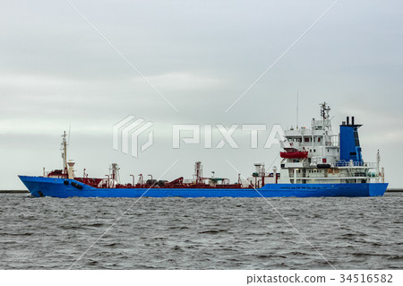 Blue cargo tanker ship Blue cargo tanker ship 34516582