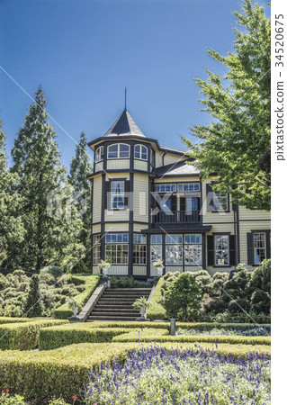 House of diplomats (Yokohama City Yamanote-cho) 34520675