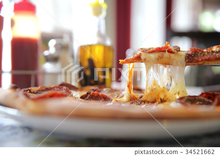 Pepperoni pizza , pizza with pepperoni mozzarella cheese and tomatoes with sauce background italian food 34521662