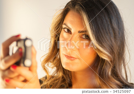 a beautiful chili gun for girl protection 34525097