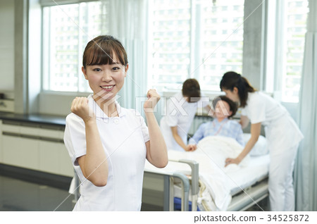 Women's College 34525872