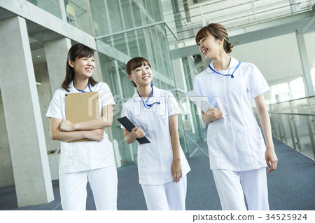 Women's College 34525924