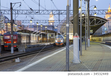 Kiyevskaya railway station. Moscow, Russia Kiyevskaya railway station. Moscow, Russia 34532449