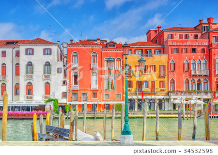 Views of the most beautiful canal of Venice . Views of the most beautiful canal of Venice . 34532598