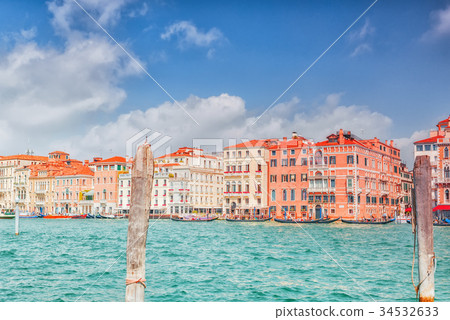 Views of the most beautiful canal of Venice. Views of the most beautiful canal of Venice. 34532633