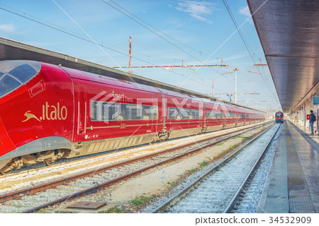 Train on Railways Station in Venice. 34532909