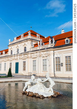 Fountain in the garden in Belvedere Palace, Vienna Fountain in the garden in Belvedere Palace, Vienna 34534525