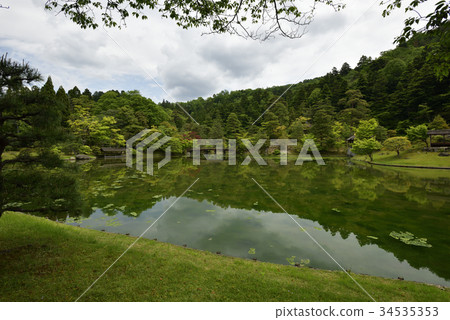 Shogakuin Imperial Palace Imperial Palace Tornado Pond Shogakuin Imperial Palace Imperial Palace Tornado Pond 34535353