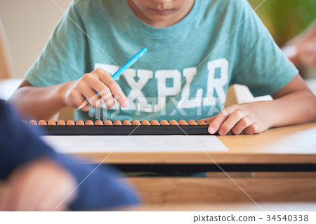 Elementary school student abacus classroom 34540338
