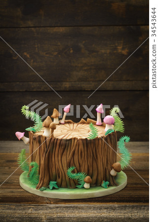 Enchanted forest cake Enchanted forest cake 34543644