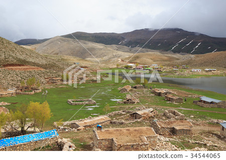 Mountain landscape covered by melting snow 34544065