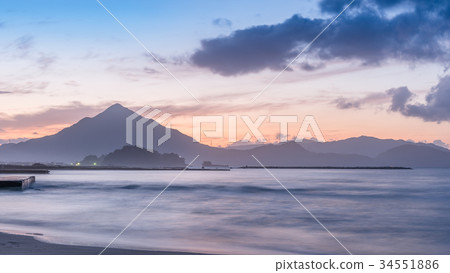 在日本海的日落 在日本海的日落 34551886
