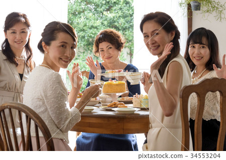 女士茶黨 34553204