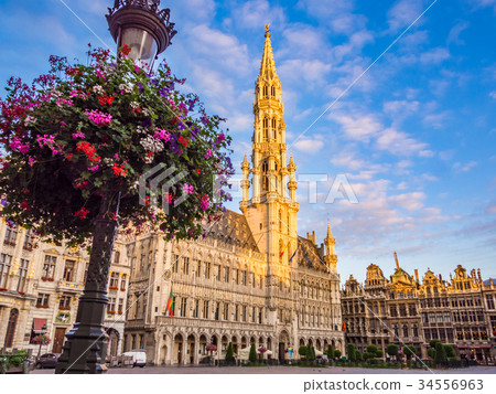 Grand plus morning scenery in Brussels Grand plus morning scenery in Brussels 34556963