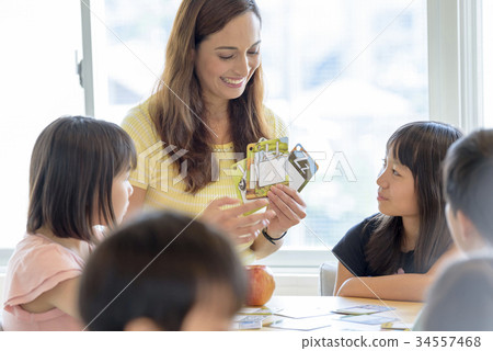 Children-English-School 34557468